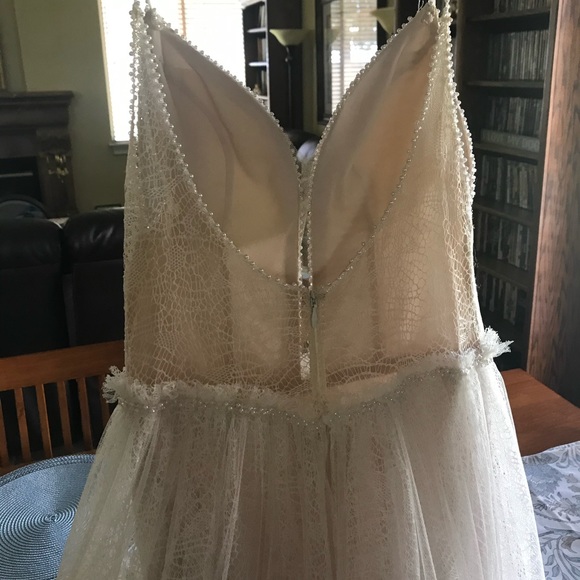 Chic Nostalgia Selene Wedding Dress - Picture 4 of 9